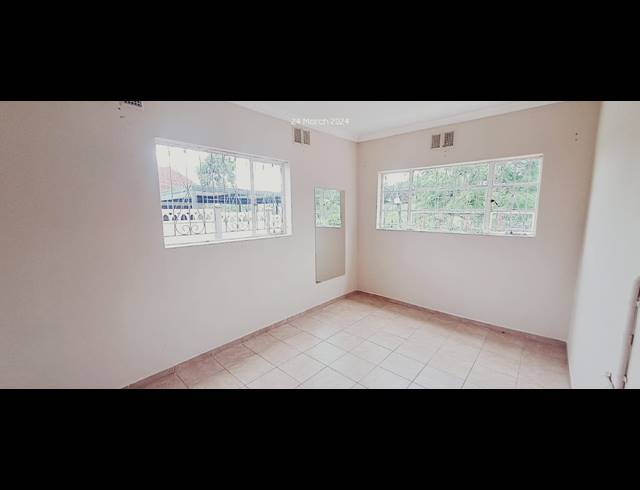 8 BEDROOM FREESTANDING FOR SALE IN NORTHDALE